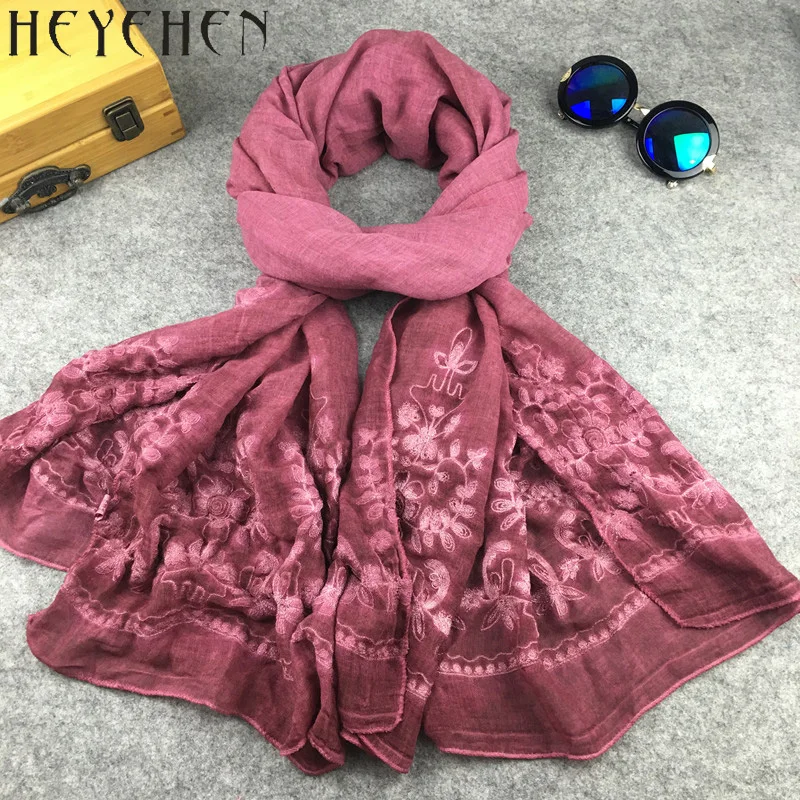 Ethnic Embroidered Style Cotton Lace Bandana Scarf Shawls for Women Winter Muslim Ladies Hijab HY07
Ethnic Embroidered Style Cotton Lace Bandana Scarf Shawls for Women Winter Muslim Ladies Hijab HY07