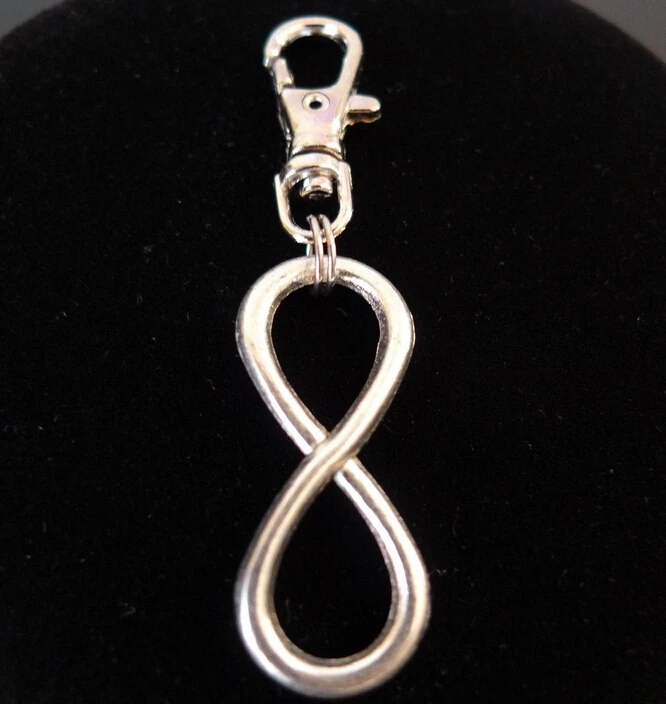 50PCS Fashion Vintage Silver Zinc Alloy Infinity Symbol Gifts Fit Key Chain Ring Key Chains Jewelry Findings Holiday Gifts B139
50PCS Fashion Vintage Silver Zinc Alloy Infinity Symbol Gifts Fit Key Chain Ring Key Chains Jewelry Findings Holiday Gifts B139