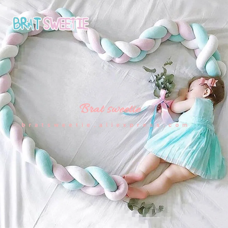 Baby Handmade Nodic Style Knot Bed Bumper Long Knotted Braid Plush Pillow Crib Protector Infant Baby Kids Room Decorations
Baby Handmade Nodic Style Knot Bed Bumper Long Knotted Braid Plush Pillow Crib Protector Infant Baby Kids Room Decorations