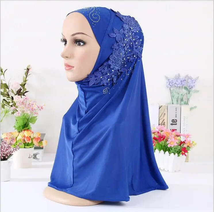 1pc Women Plain Instant Hijabs Muslim Bonnet Hoofddoek Diamonds Turbante Muslim One-Piece Hijabs Headscarf Cap Ready To Wear
1pc Women Plain Instant Hijabs Muslim Bonnet Hoofddoek Diamonds Turbante Muslim One-Piece Hijabs Headscarf Cap Ready To Wear