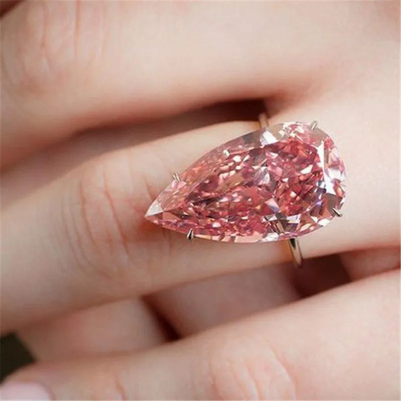 Modyle 2019 New Fashion Luxury Female New Design Big Pink Zircon Heart Ring for Woman
Modyle 2019 New Fashion Luxury Female New Design Big Pink Zircon Heart Ring for Woman