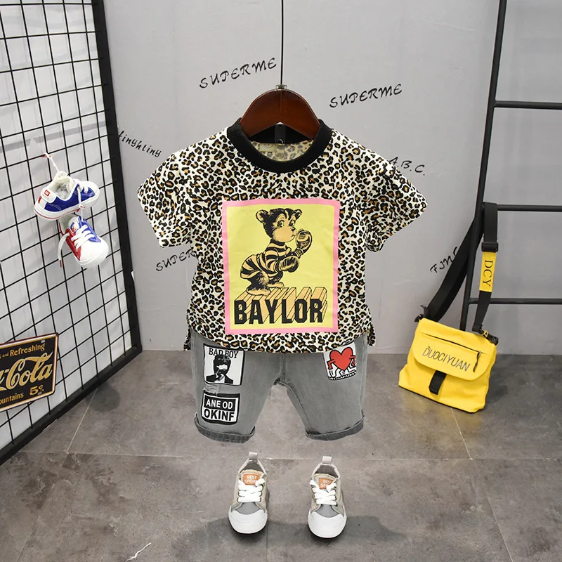 summer boys clothes Leopard tshirt+denim jeans 2pcs children clothes denim kids boys outfist cotton set roupas infantis menino
summer boys clothes Leopard tshirt+denim jeans 2pcs children clothes denim kids boys outfist cotton set roupas infantis menino