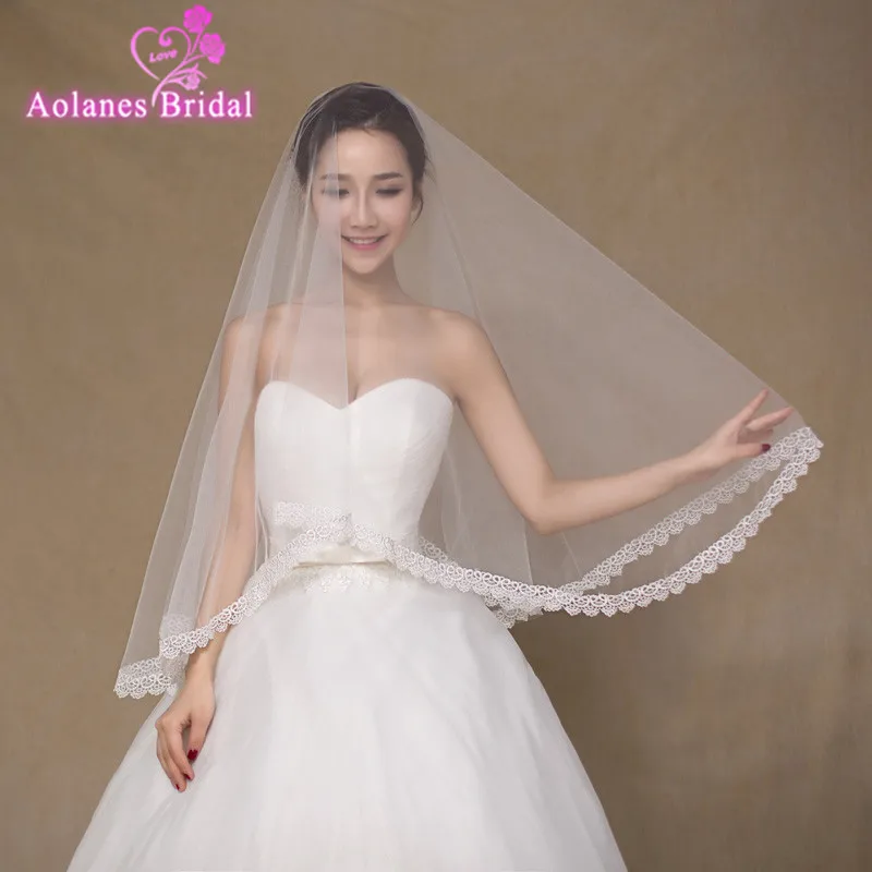 AOLANES 2018 Wedding Veil Wedding Accessories Ivory One-Layer Short Bridal Veils Lace Edge Bridal High End Wedding Veil Hot Sale
AOLANES 2018 Wedding Veil Wedding Accessories Ivory One-Layer Short Bridal Veils Lace Edge Bridal High End Wedding Veil Hot Sale