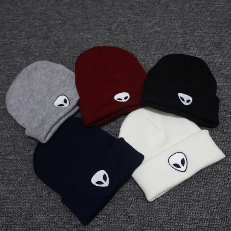 Men Women Unisex Autumn Warm Winter Knit Cap Baggy Beanie Ski Alien Pattern Hip-hop Style Hats High Quality pompom boble hat
Men Women Unisex Autumn Warm Winter Knit Cap Baggy Beanie Ski Alien Pattern Hip-hop Style Hats High Quality pompom boble hat