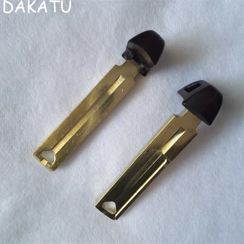 DAKATU For 2011 Toyota Crown Smart spare key blade Emergency Spare Blade for 2011 Crown Smart Key Card
DAKATU For 2011 Toyota Crown Smart spare key blade Emergency Spare Blade for 2011 Crown Smart Key Card