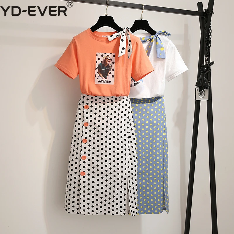 2019 Summer Women Polka Dot Print 2 Piece Clothing Set Character Pattern Bow Tshirt Top+Button Split Bodycon Mid Calf Skirt Suit
2019 Summer Women Polka Dot Print 2 Piece Clothing Set Character Pattern Bow Tshirt Top+Button Split Bodycon Mid Calf Skirt Suit