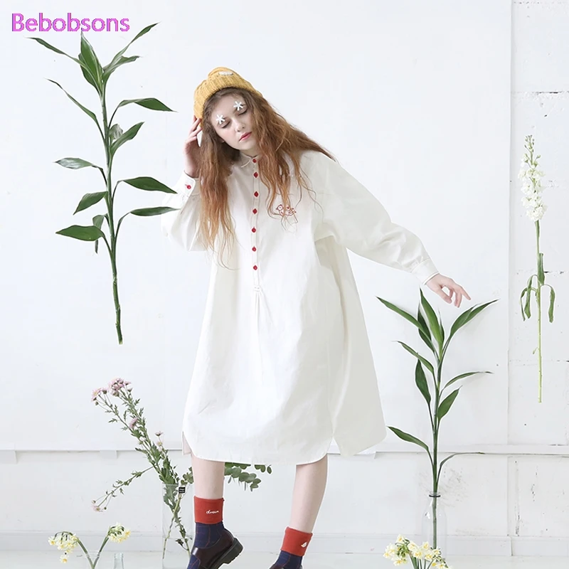 Spring New Women White Dresses Preppy Style Turn Down Collar Female Cotton Dresses Plaid Embroidery Back Autumn Long Sleeve
Spring New Women White Dresses Preppy Style Turn Down Collar Female Cotton Dresses Plaid Embroidery Back Autumn Long Sleeve