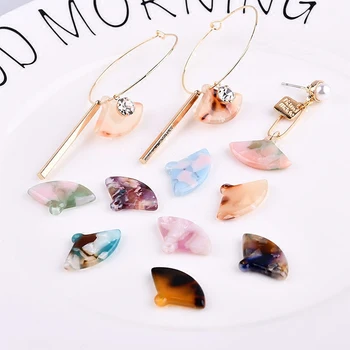 Free Shipping 50pcs/Lot 14*22mm Cute Colorful Fan Shape Acrylic Earring Charms DIY Jewelry Findings Environmentally acetic acid
Free Shipping 50pcs/Lot 14*22mm Cute Colorful Fan Shape Acrylic Earring Charms DIY Jewelry Findings Environmentally acetic acid