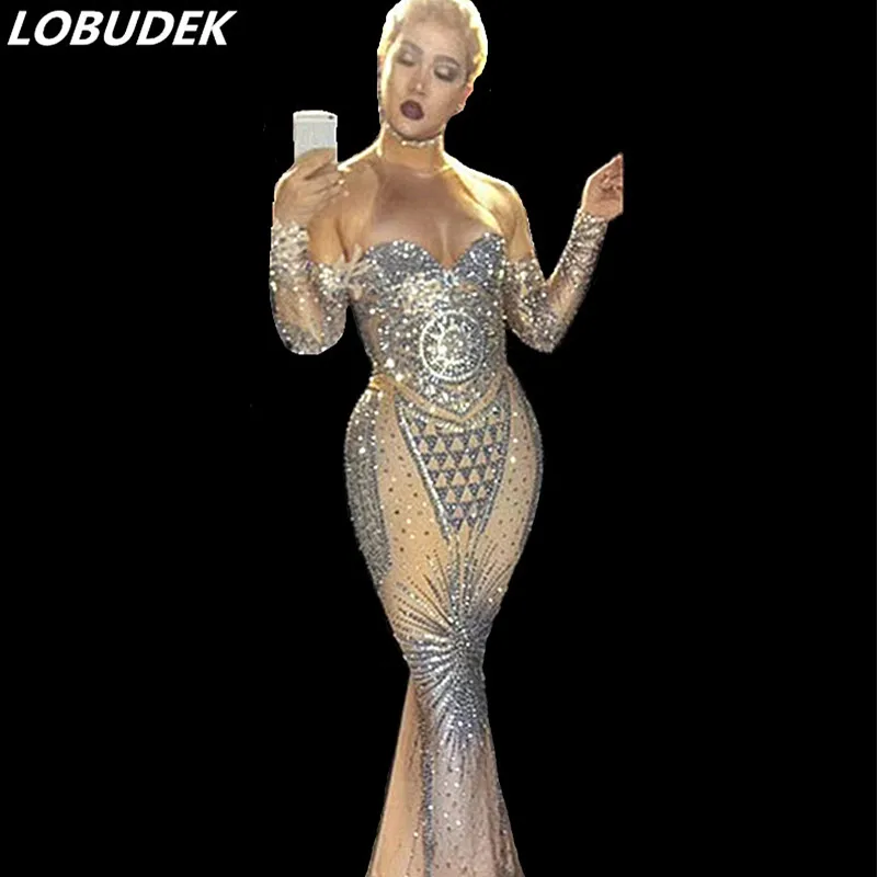 Sexy Silver Rhinestones Long Dress Women Nightclub Costume Crystals One Piece Dress Prom Party Singer Host Costume Stage Outfits
Sexy Silver Rhinestones Long Dress Women Nightclub Costume Crystals One Piece Dress Prom Party Singer Host Costume Stage Outfits