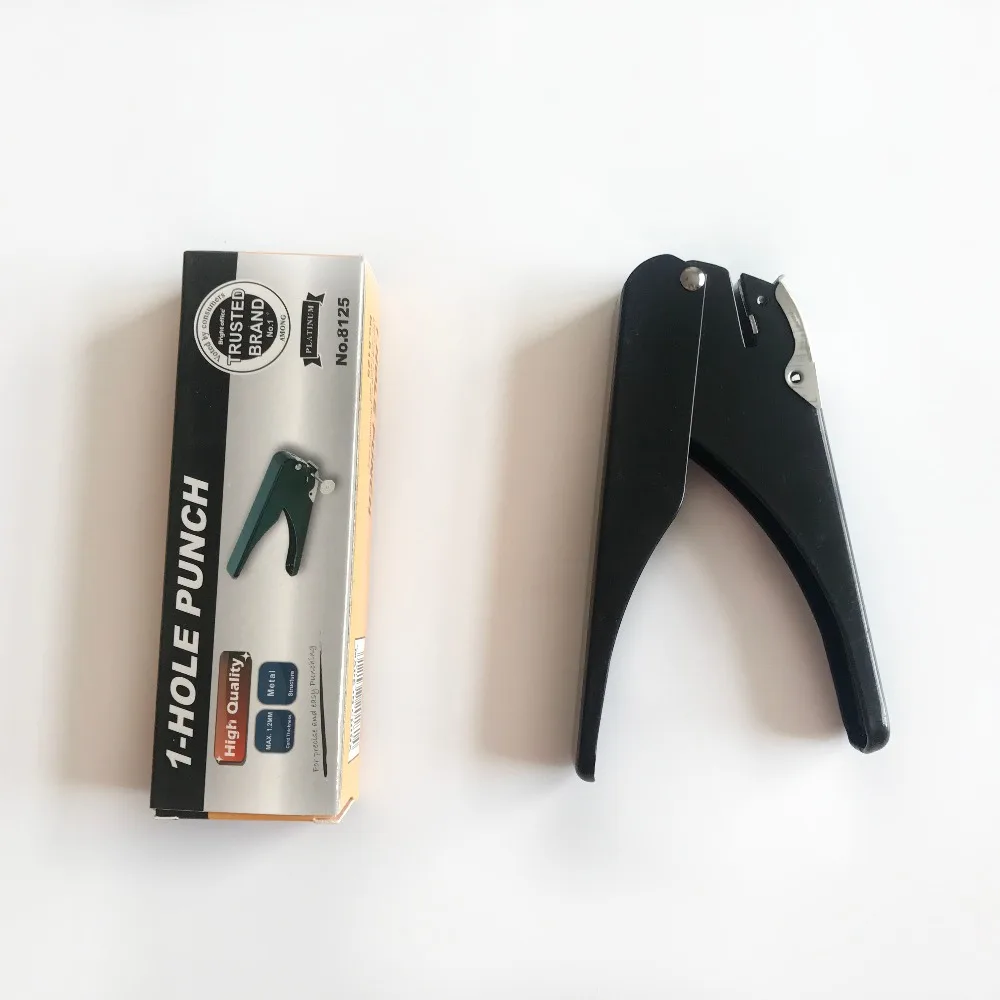High quality PVC Card Material Slot Puncher with Flat Hole To Punch PVC Card for ID Card Photo Badge Punching Tool card cutter
High quality PVC Card Material Slot Puncher with Flat Hole To Punch PVC Card for ID Card Photo Badge Punching Tool card cutter