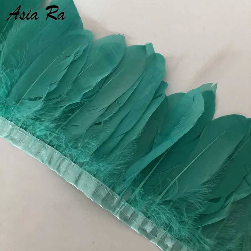 freeShipping 10 Meters/lot Mint Green goose Duck Feather Fringe Trim trimming on satin 15-20cm wedding party wings accessory
freeShipping 10 Meters/lot Mint Green goose Duck Feather Fringe Trim trimming on satin 15-20cm wedding party wings accessory