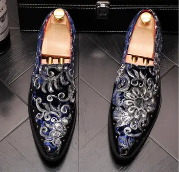 New Dandelion pointed Leather Shoes Rhinestone Fashion Men embroidery Loafer Dress Shoes Smoking Slipper Casual Diamond Shoe
New Dandelion pointed Leather Shoes Rhinestone Fashion Men embroidery Loafer Dress Shoes Smoking Slipper Casual Diamond Shoe