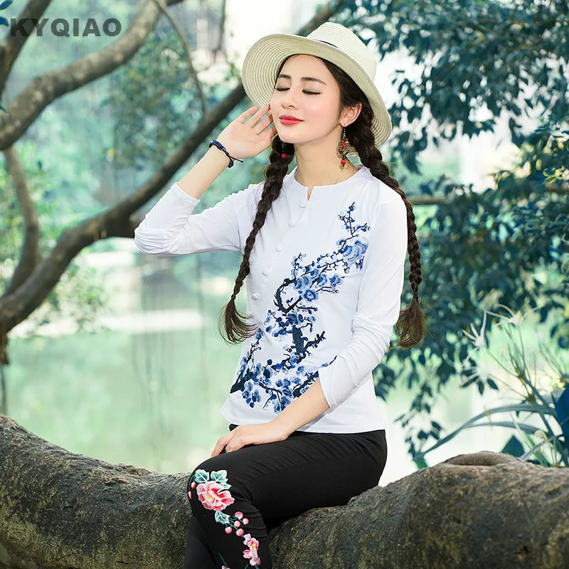KYQIAO 2019 Women blouses elegant ethnic stand collar long sleeve white black plum blossom embroidery shirt camisas femininas
KYQIAO 2019 Women blouses elegant ethnic stand collar long sleeve white black plum blossom embroidery shirt camisas femininas
