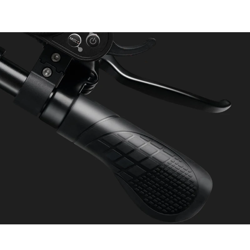 For Xiaomi Mijia M365 Electric Scooter Rubber Handle Bar Grip Gear Hand Grips Accessories sleeve Non-slip Hand Grip kit
For Xiaomi Mijia M365 Electric Scooter Rubber Handle Bar Grip Gear Hand Grips Accessories sleeve Non-slip Hand Grip kit