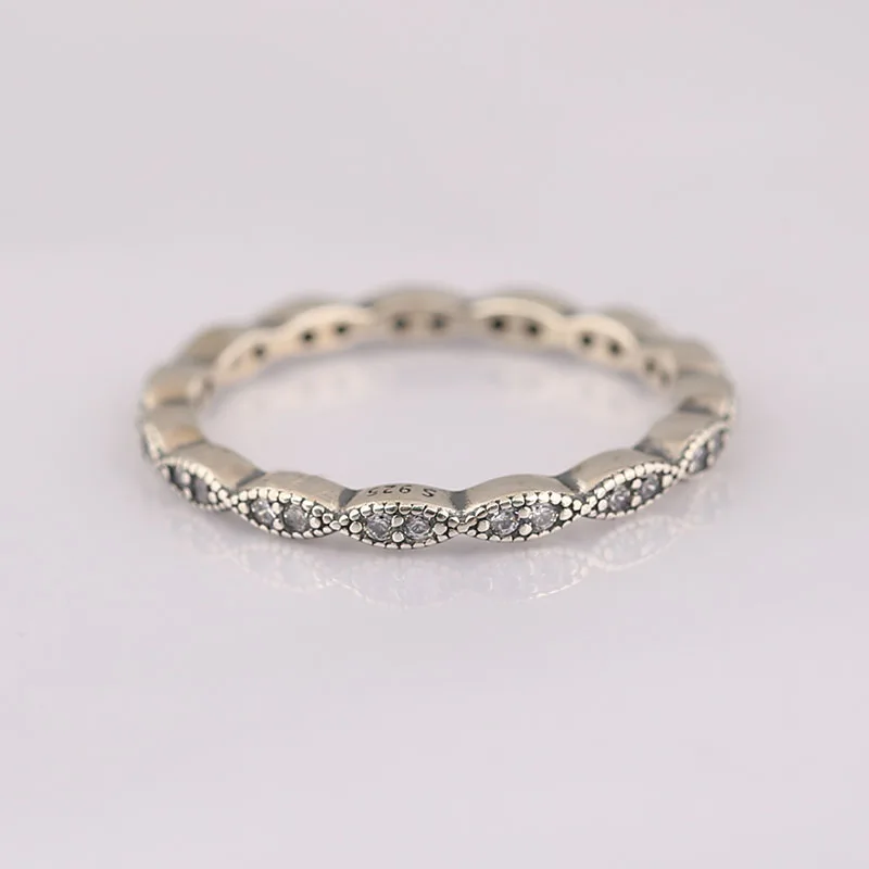 Authentic 925 sterling Silver Micro-inlay Sparkling Leaves Stackable Ring, Clear CZ Compatible With European Jewelry
Authentic 925 sterling Silver Micro-inlay Sparkling Leaves Stackable Ring, Clear CZ Compatible With European Jewelry