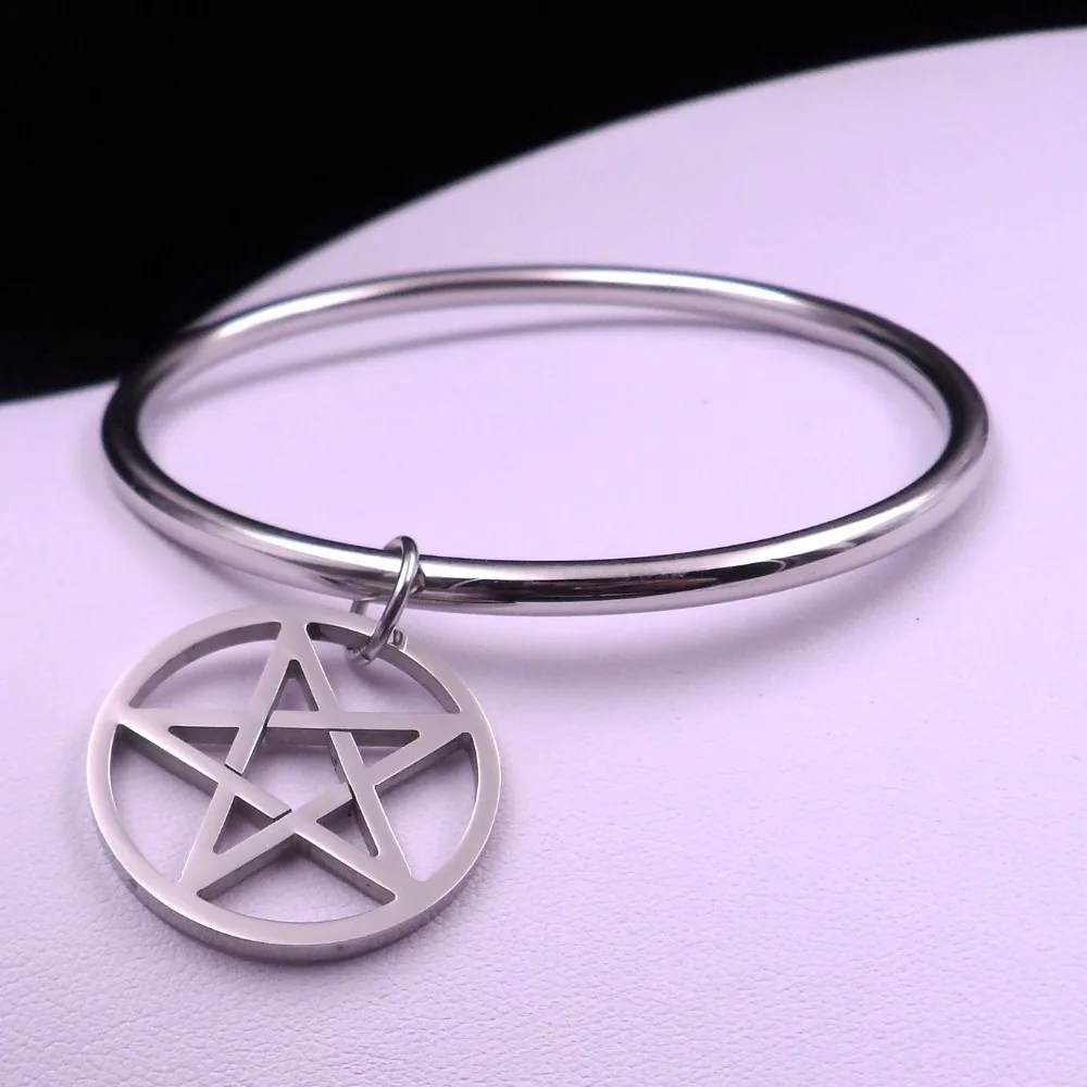 2.67'' Brand New stainless steel Women Fashion Smooth Cuff Bangle pentagram charms bracelet
2.67'' Brand New stainless steel Women Fashion Smooth Cuff Bangle pentagram charms bracelet