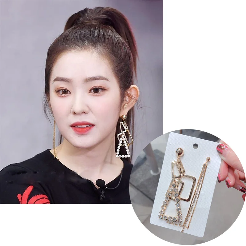MENGJIQIAO New Korean Rhinestone Triangle Metal Chain Tassel Drop Earrings Women Asymmetry Pendientes Party Fashion Accessories
MENGJIQIAO New Korean Rhinestone Triangle Metal Chain Tassel Drop Earrings Women Asymmetry Pendientes Party Fashion Accessories