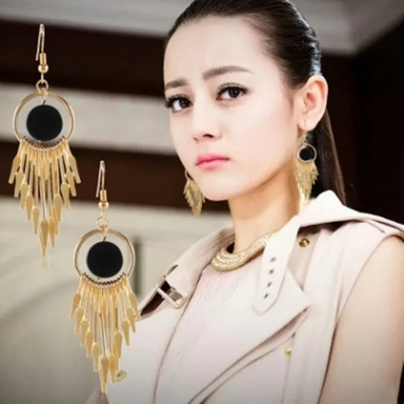 2019 New Hot Fashion Black Round Metal Circle Brincos Oorbellen Long Statement Metal Strips Tassel Drop Earrings Women Jewelry
2019 New Hot Fashion Black Round Metal Circle Brincos Oorbellen Long Statement Metal Strips Tassel Drop Earrings Women Jewelry