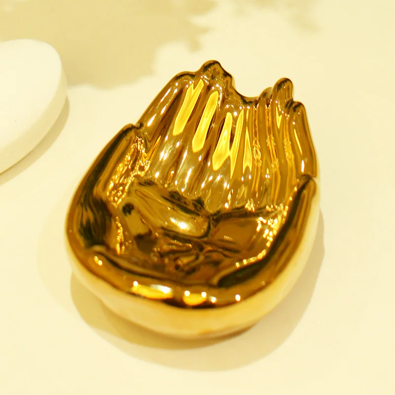 Jingdezhen ceramic art soap box toilet soap dish porcelain decoration golden bergamot lotus hand soap box
Jingdezhen ceramic art soap box toilet soap dish porcelain decoration golden bergamot lotus hand soap box
