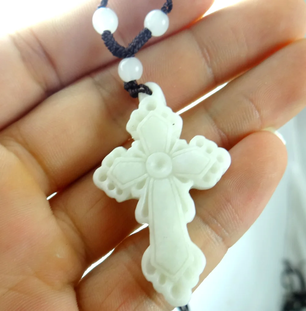 47*30MM Wholesale natural Chinese stone hand-carved statue of cross amulet pendant necklace NN90
47*30MM Wholesale natural Chinese stone hand-carved statue of cross amulet pendant necklace NN90