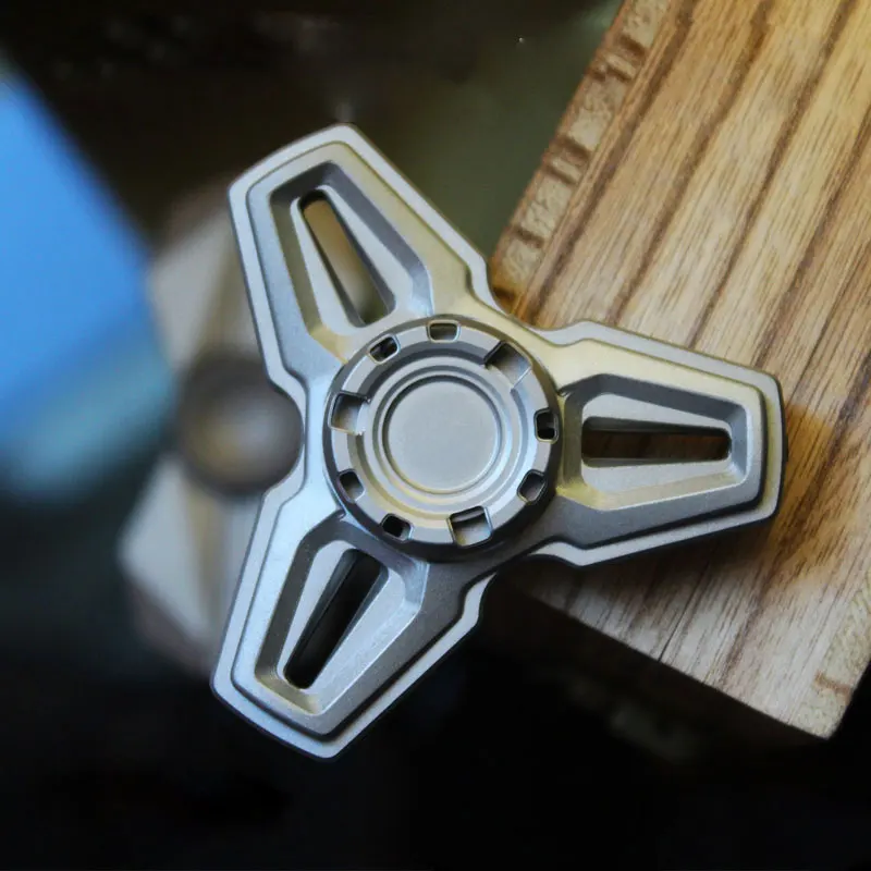 Original Three-leaf Brass Stainless Steel Fitzger Spinner Fingertip Gyro Fingertip Spiral Adult Anti Stress Funny Toy
Original Three-leaf Brass Stainless Steel Fitzger Spinner Fingertip Gyro Fingertip Spiral Adult Anti Stress Funny Toy