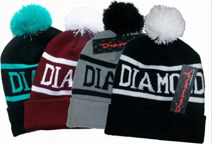 2019 New Diamond brand Beanie Hat Popular Skullies Beanies Men Women Winter Knit Letter Cap 4 Colors Gorras Free Shipping MZ017
2019 New Diamond brand Beanie Hat Popular Skullies Beanies Men Women Winter Knit Letter Cap 4 Colors Gorras Free Shipping MZ017