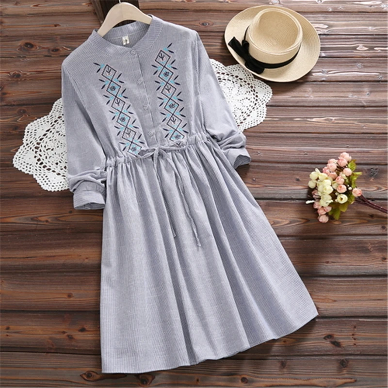 Mori Girl Robe Femme 2019 Spring Autumn Drawstring Waist Vintage Dress Women Long Sleeve Embroidery Striped Cotton Linen Dresses
Mori Girl Robe Femme 2019 Spring Autumn Drawstring Waist Vintage Dress Women Long Sleeve Embroidery Striped Cotton Linen Dresses