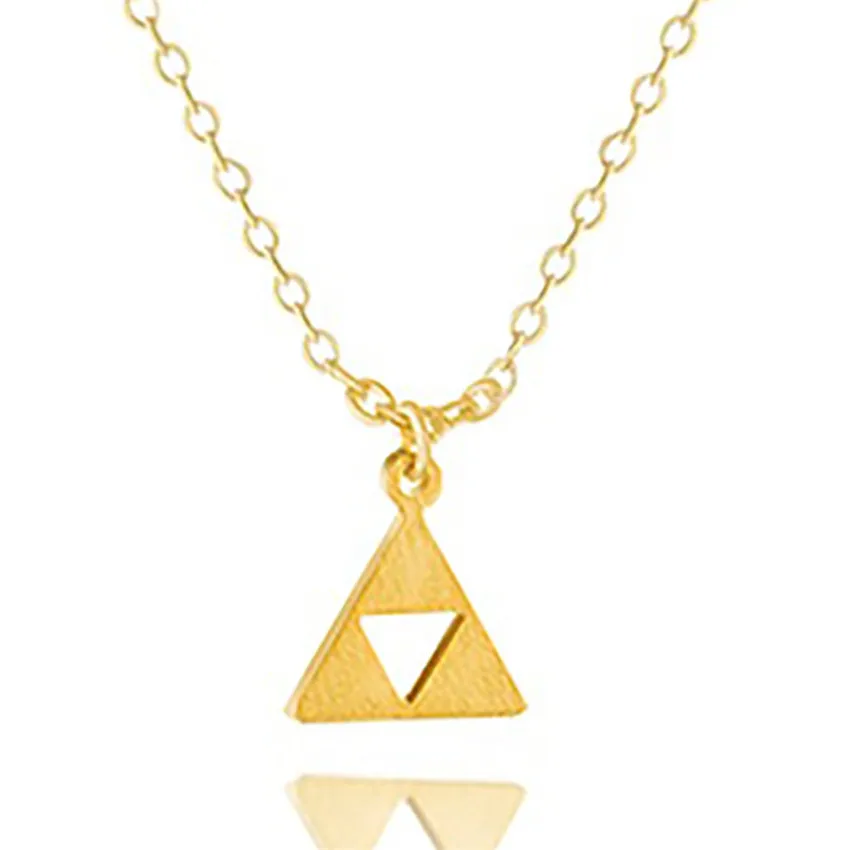 Collier Femme Anime The Legend Of Zelda Triforce Necklace Metal Figure Pendant Necklace Friendship Gift Triangle Chocker Jewelry
Collier Femme Anime The Legend Of Zelda Triforce Necklace Metal Figure Pendant Necklace Friendship Gift Triangle Chocker Jewelry