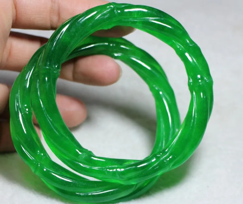 fine jewelry expensive VINTAGE HAND-CARVED CHINESE green JADEITE JADE BANGLE BRACELET
fine jewelry expensive VINTAGE HAND-CARVED CHINESE green JADEITE JADE BANGLE BRACELET