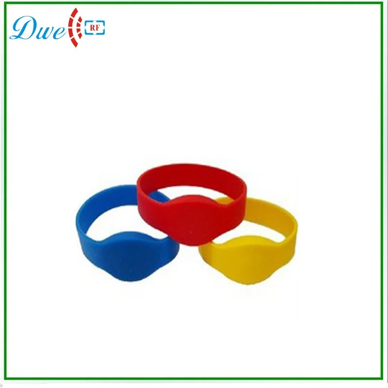 DWE CC RF 125khz proximity wristband 65mm soft rfid silicon wristband for ID access control reader
DWE CC RF 125khz proximity wristband 65mm soft rfid silicon wristband for ID access control reader
