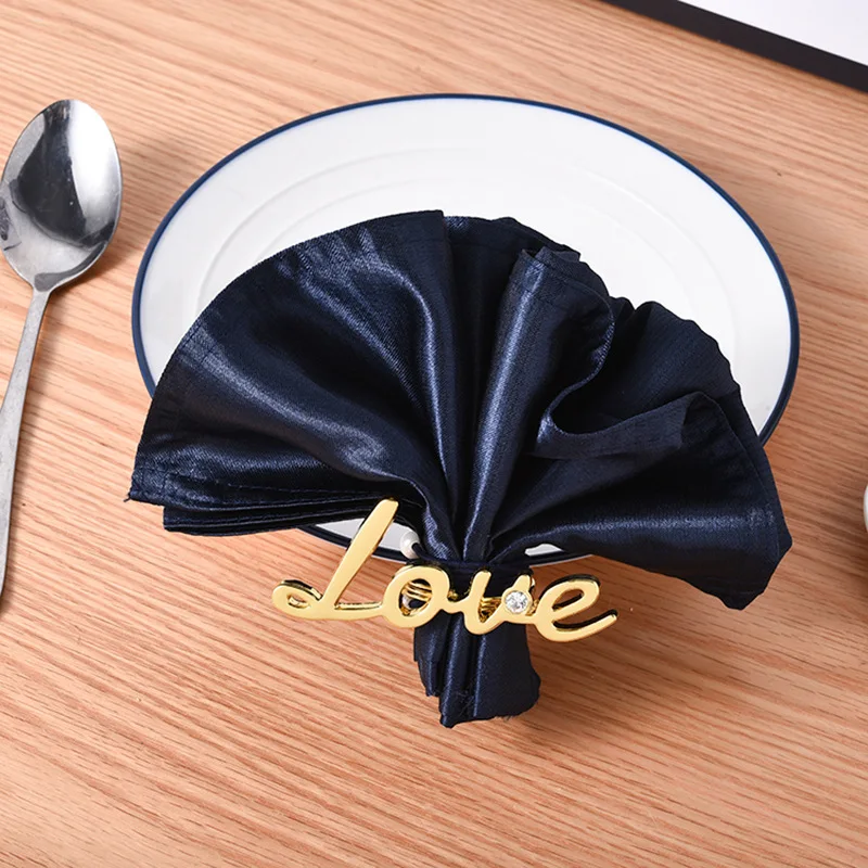 50PCS metal alloy letter napkin buckle home creative napkin ring cocktail party wedding table jewelry
50PCS metal alloy letter napkin buckle home creative napkin ring cocktail party wedding table jewelry