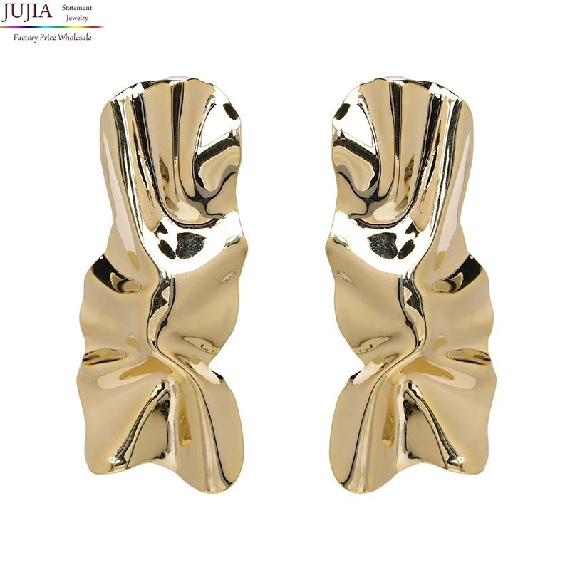 JUJIA 2 colors smooth metal stud earrings Bijoux Metal Earrings Wholesales Women Jewelry wholesale
JUJIA 2 colors smooth metal stud earrings Bijoux Metal Earrings Wholesales Women Jewelry wholesale