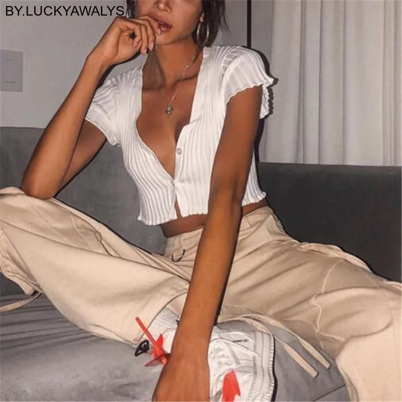Knitted Ribbed Women V Neck Buttons Short T-shirt Female Solid Short Sleeve Crop Tops Female 2019 Summer Tee Tops
Knitted Ribbed Women V Neck Buttons Short T-shirt Female Solid Short Sleeve Crop Tops Female 2019 Summer Tee Tops