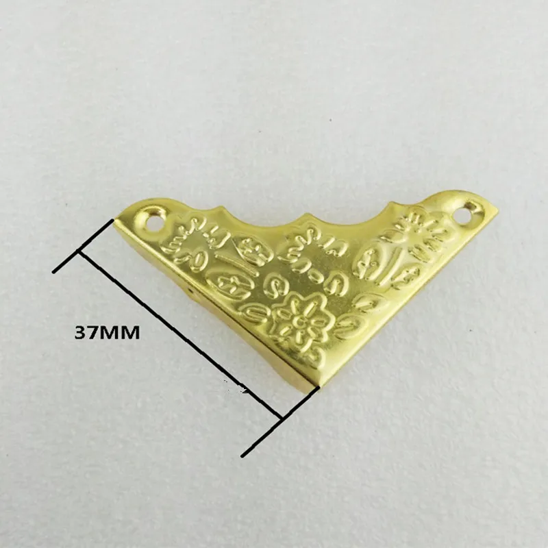Antique Iron Right angle legs Wooden Box Hardware Corner Brackets Decor Four sides protection,Pattern Carved Corners,37mm,4Pcs
Antique Iron Right angle legs Wooden Box Hardware Corner Brackets Decor Four sides protection,Pattern Carved Corners,37mm,4Pcs