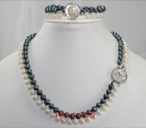 Free Shipping >>>>>beautiful 2 ROW AAA 8-9mm natural south sea white pearl necklace bracelet set 
Free Shipping >>>>>beautiful 2 ROW AAA 8-9mm natural south sea white pearl necklace bracelet set