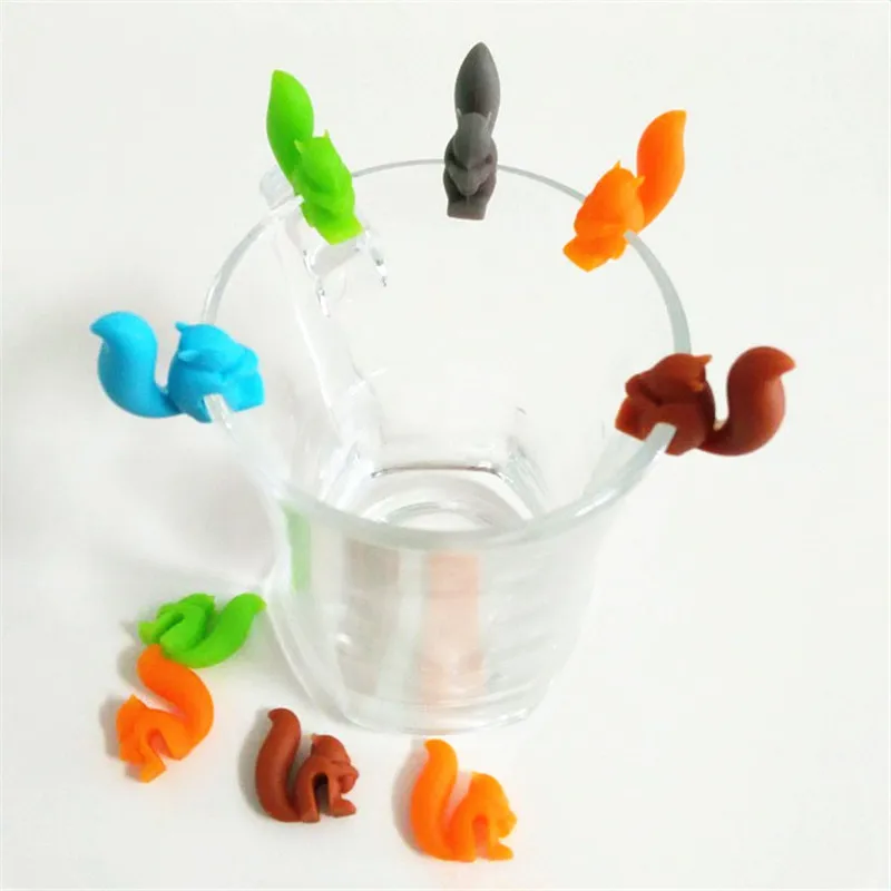 New Arrive 5pcs/set Silicone Squirrels Tea Bag Hanging Squirrel Shape Tea Pets Holder Wineglass Label Party Supplies
New Arrive 5pcs/set Silicone Squirrels Tea Bag Hanging Squirrel Shape Tea Pets Holder Wineglass Label Party Supplies