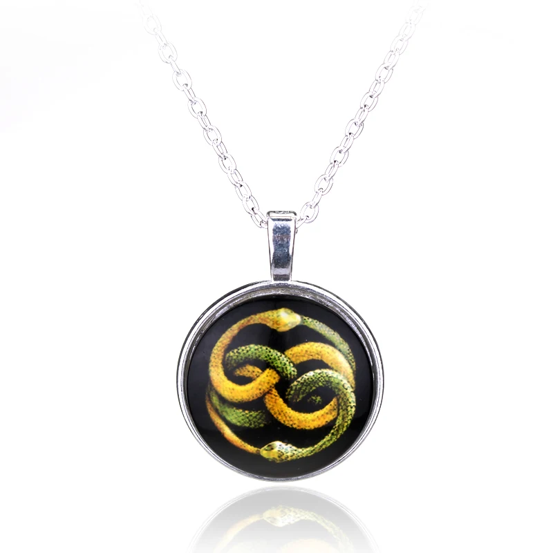 dongsheng The Never Ending Story Dual Snakes Mixed Auryn Cabochon Glass Pendant Necklace Fashion Movie Jewelry
dongsheng The Never Ending Story Dual Snakes Mixed Auryn Cabochon Glass Pendant Necklace Fashion Movie Jewelry