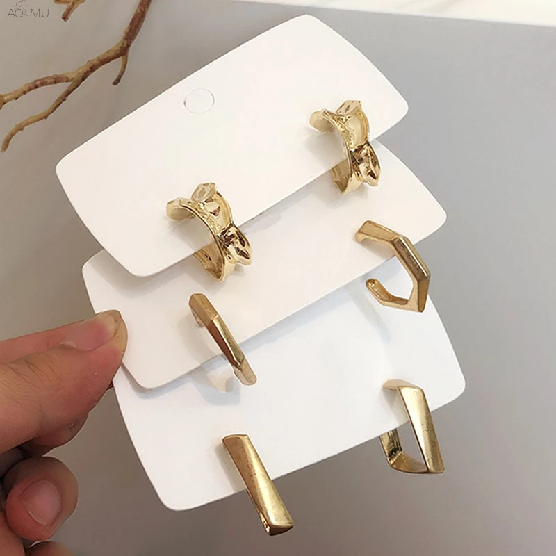 AOMU Simple Design Golden Metal Hollow Irregular Matte Twisted Round Geometric Square Stud Earrings 2019 for Women Party Jewelry
AOMU Simple Design Golden Metal Hollow Irregular Matte Twisted Round Geometric Square Stud Earrings 2019 for Women Party Jewelry