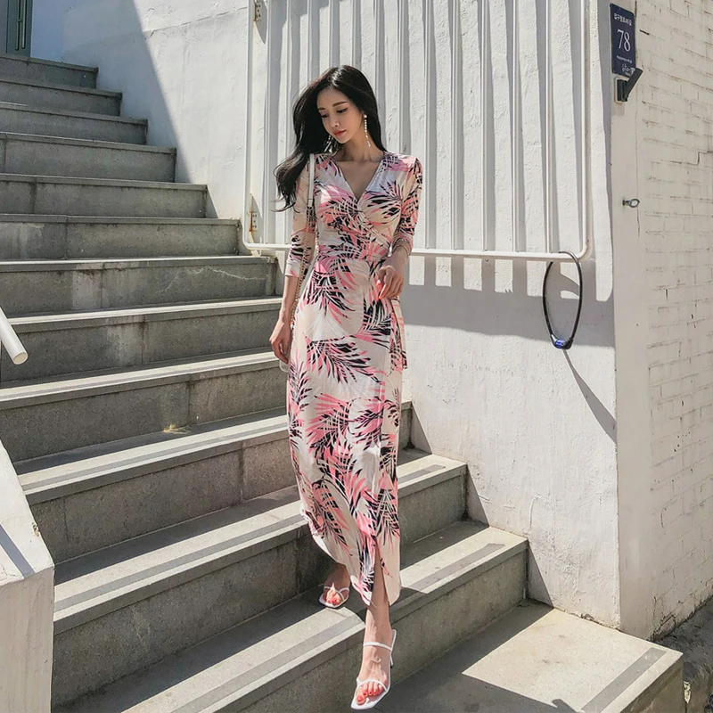 Women Summer New Wear Elegant Flower Print V-Neck Ankle-Length Chiffon Boho Beach Dress Sundress Maxi Party Dress Vestidos
Women Summer New Wear Elegant Flower Print V-Neck Ankle-Length Chiffon Boho Beach Dress Sundress Maxi Party Dress Vestidos