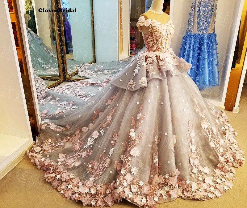 Brilliant smoke grey lace flowers tulle chapel train wedding dresses illusion bodice beaded lace appliques off the shoulder 2017
Brilliant smoke grey lace flowers tulle chapel train wedding dresses illusion bodice beaded lace appliques off the shoulder 2017