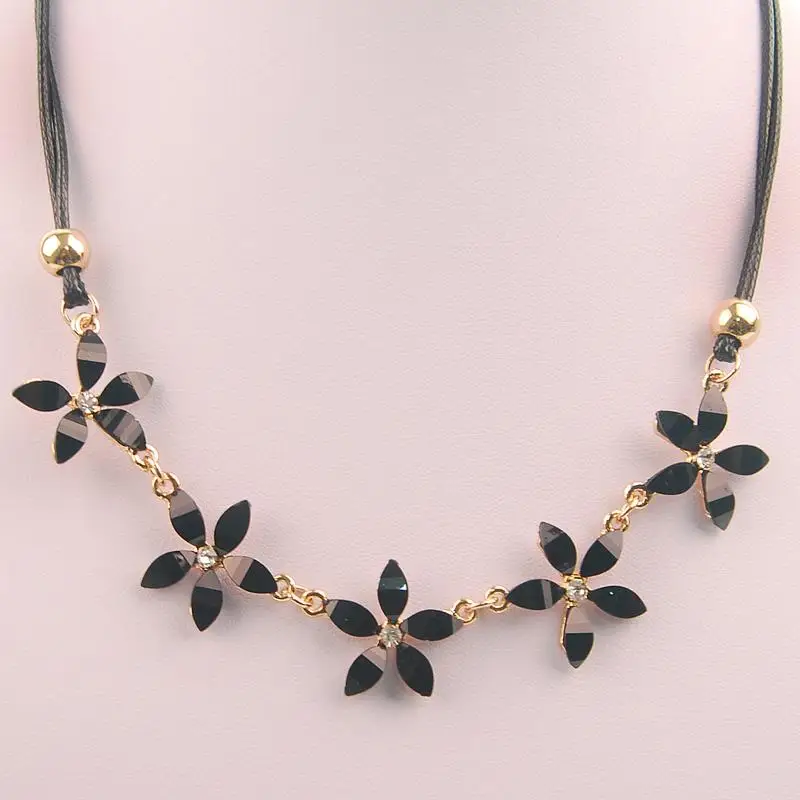 New Arrive Charm Crystal Resin Necklaces&Pendants Flowers Alloy Choker Collar Statement Necklace Ketting Bohemian Jewelry
New Arrive Charm Crystal Resin Necklaces&Pendants Flowers Alloy Choker Collar Statement Necklace Ketting Bohemian Jewelry