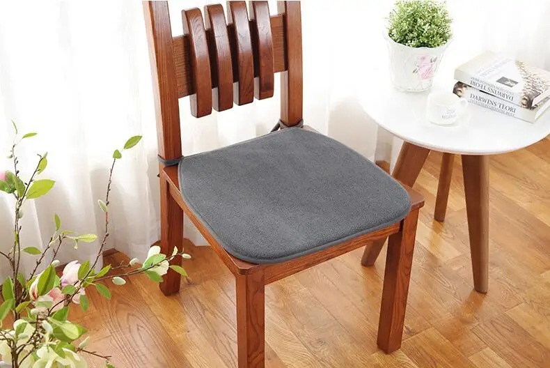 Fyjafon 2pcs Thick Chair Cushion non-slip soft seat cushion chair pad can be fixed on chair 40*40cm/45*45cm/50*50cm
Fyjafon 2pcs Thick Chair Cushion non-slip soft seat cushion chair pad can be fixed on chair 40*40cm/45*45cm/50*50cm
