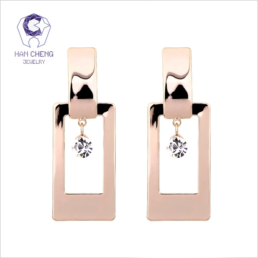 HanCheng New Fashion Hanging Golden/Silver Dangle Square Gem Stone Rhinestone Drop Earrings For Women Jewelry brincos bijoux
HanCheng New Fashion Hanging Golden/Silver Dangle Square Gem Stone Rhinestone Drop Earrings For Women Jewelry brincos bijoux