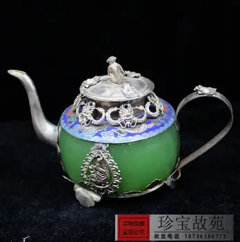 Collection of antique wine pot green antique handicrafts featuring dragon decoration
Collection of antique wine pot green antique handicrafts featuring dragon decoration