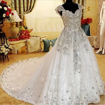 Luxury Shiny Crystal Beads Wedding Dress V Neck Lace Cap Sleeve Floor Length Bridal Gown Vestido De Novia Custom Made
Luxury Shiny Crystal Beads Wedding Dress V Neck Lace Cap Sleeve Floor Length Bridal Gown Vestido De Novia Custom Made