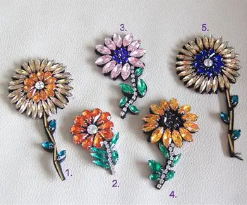 5pieces handmade crystal applqiue, sewn on applique, heavy bead applique patch, rhinestone bead applique patch
5pieces handmade crystal applqiue, sewn on applique, heavy bead applique patch, rhinestone bead applique patch
