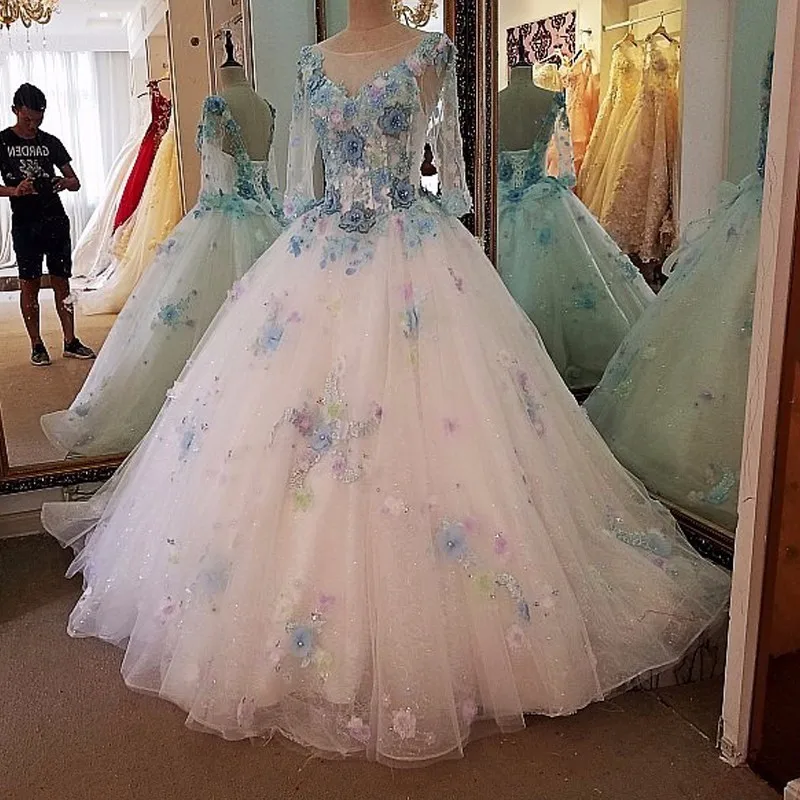 Backlake Luxury bridal gown with sleeves beading 3D flowers ball gown lace wedding dress vestidos de noivas real photos
Backlake Luxury bridal gown with sleeves beading 3D flowers ball gown lace wedding dress vestidos de noivas real photos
