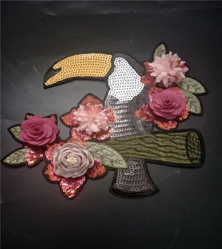 parrotflower rhinestones beaded patches applique sequins crystal fabric sew on patch fashion clothing bags decoration patch
parrotflower rhinestones beaded patches applique sequins crystal fabric sew on patch fashion clothing bags decoration patch