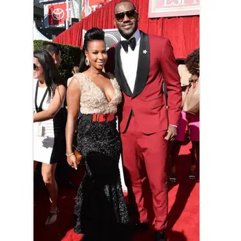 Custom Made Red Tuxedo New Cheap Fashion Wedding Suits for men Formal Suit Groom Tuxedos Tailcoat Men Suits (Jacket+Pants)
Custom Made Red Tuxedo New Cheap Fashion Wedding Suits for men Formal Suit Groom Tuxedos Tailcoat Men Suits (Jacket+Pants)