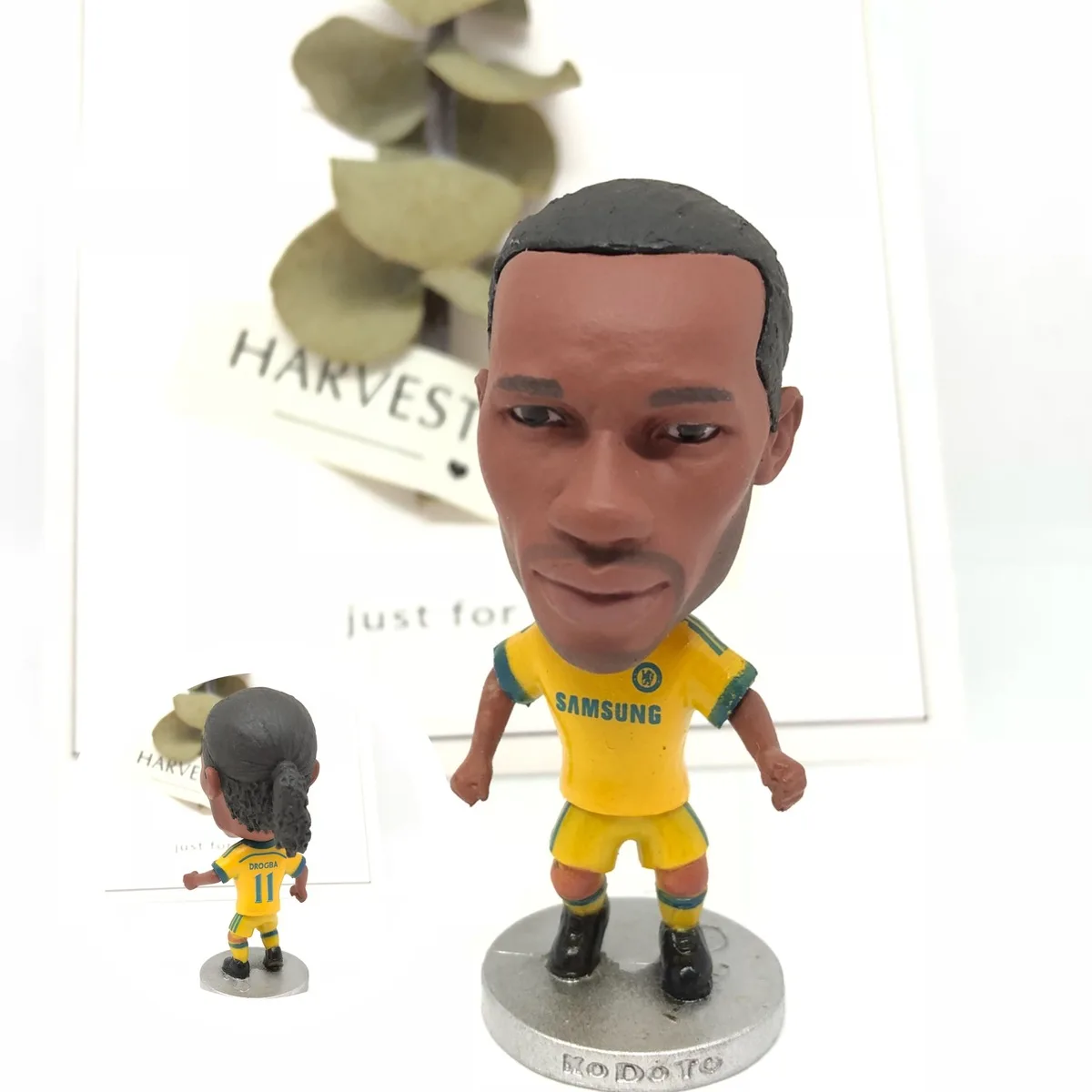 Soccerwe dolls figurine football stars Drogba 11#/ Be Away Version Movable joints resin model toy collectible action figure
Soccerwe dolls figurine football stars Drogba 11#/ Be Away Version Movable joints resin model toy collectible action figure